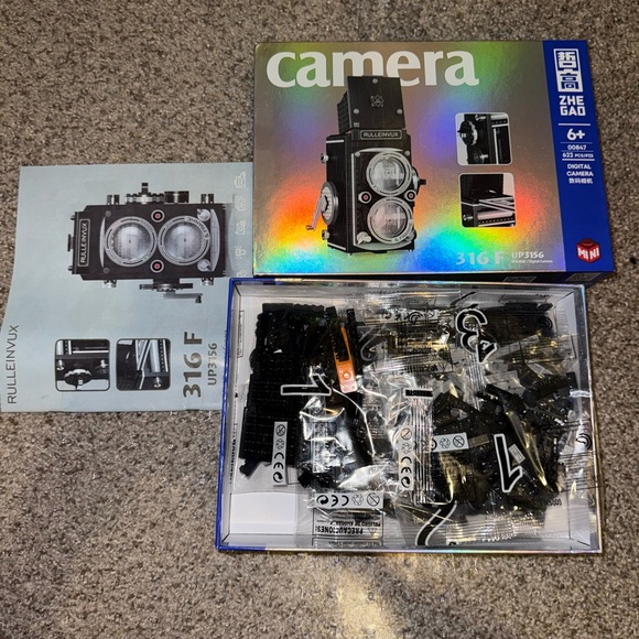 Miniature Camera Model Kit - Building Blocks (like Lego) - Picture 5 of 5